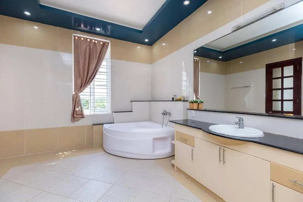 Amy Villa 05 - 100 M2 Swimming Pool - 100M To The Sea Vung Tau Vietnam
